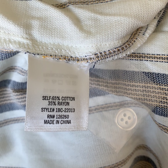 Francesca's Harper Buttoned Shirt - Picture 9 of 9